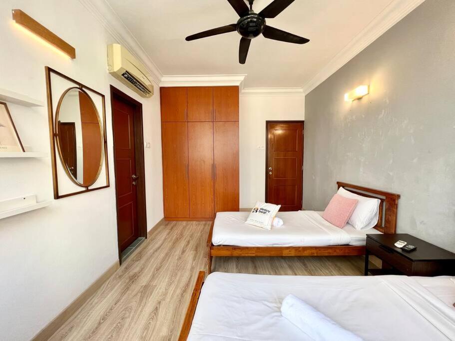 Cosway Near Pavilion Kl Dual Key By Sleepy Bear Apartment